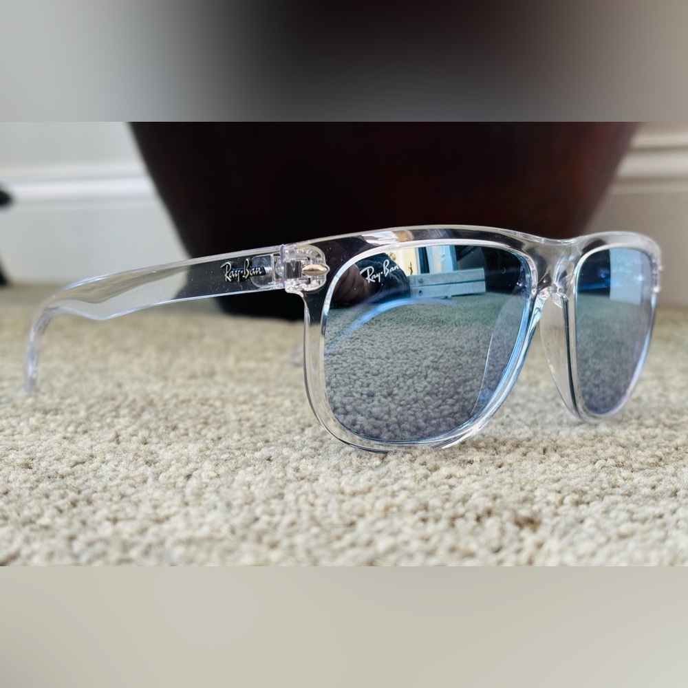 Brand New Never Worn Ray Ban Sunglasses